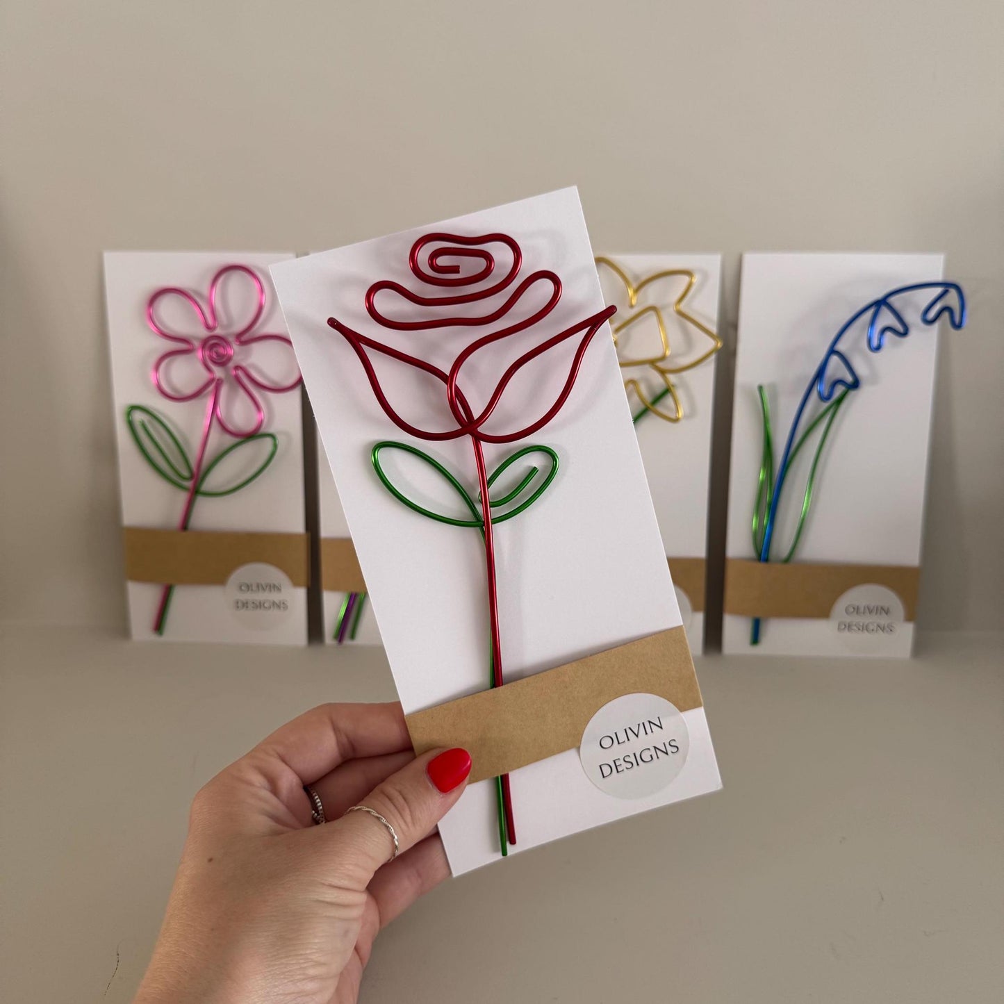 Red Rose Wire Flower - Anniversary Flowers - 10th Wedding Anniversary - Forever Flowers - Gift For Her - Rose Flower - Letterbox Flowers - Wire Flowers