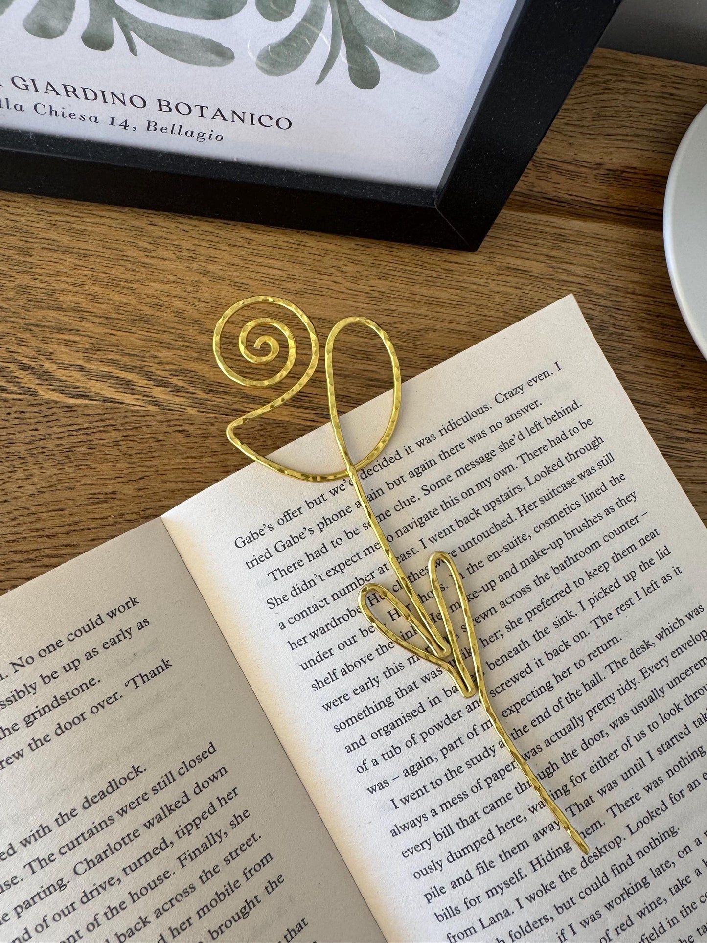 Tulip Bookmark Hammered Wire