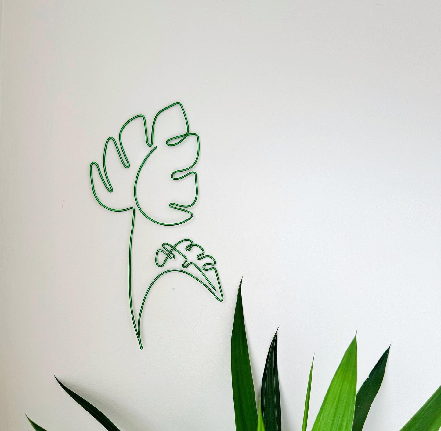 Monstera Leaf Wire Wall Art Decoration