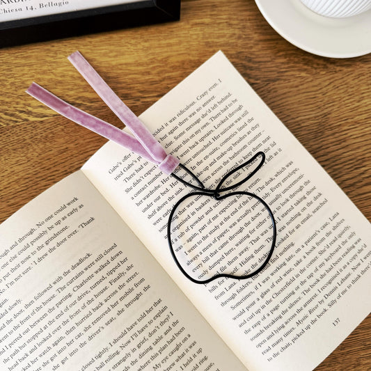 Apple Teacher Wire Bookmark - Gift for Teacher - Teacher Bookmark - School Leavers Gift -  End of year - Planner Marker - Thank you Gift